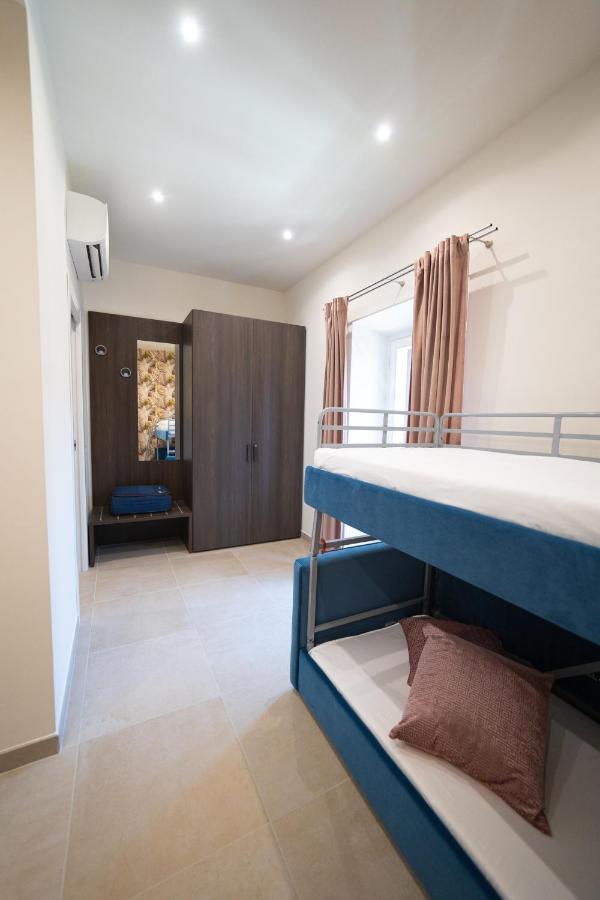 Numisia Guest House Terracina Exteriér fotografie