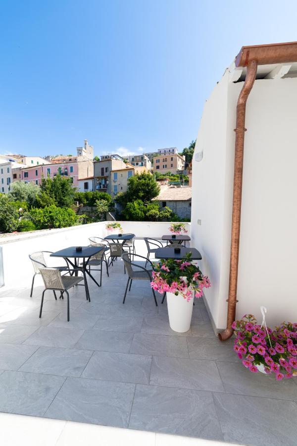 Numisia Guest House Terracina Exteriér fotografie